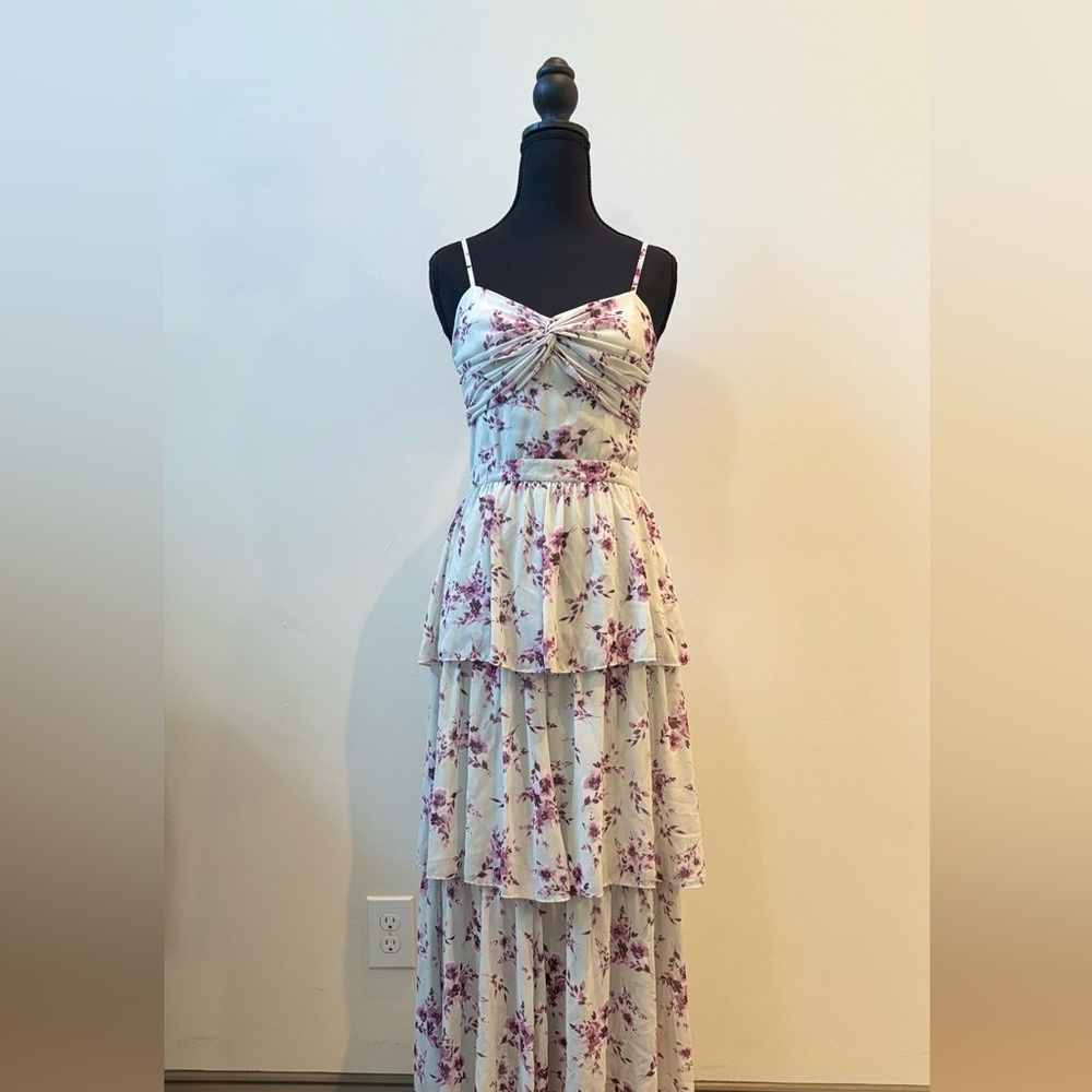 ML Monique Lhuillier Tiered Pleated Dress